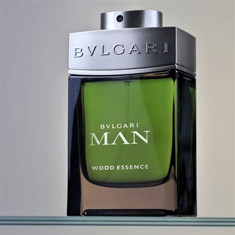 bvlgari man wood essence sample.